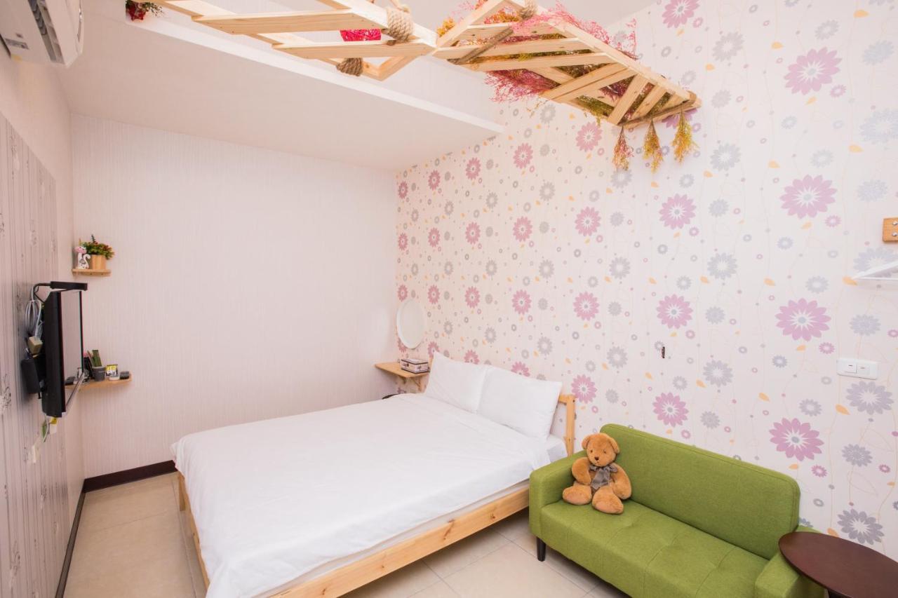 Snug-Nine Hotel Старе місто Хенчун Екстер'єр фото