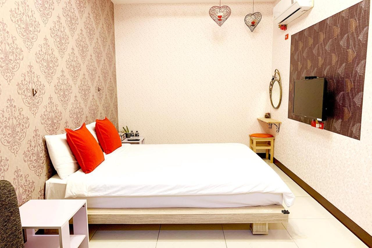 Snug-Nine Hotel Старе місто Хенчун Екстер'єр фото