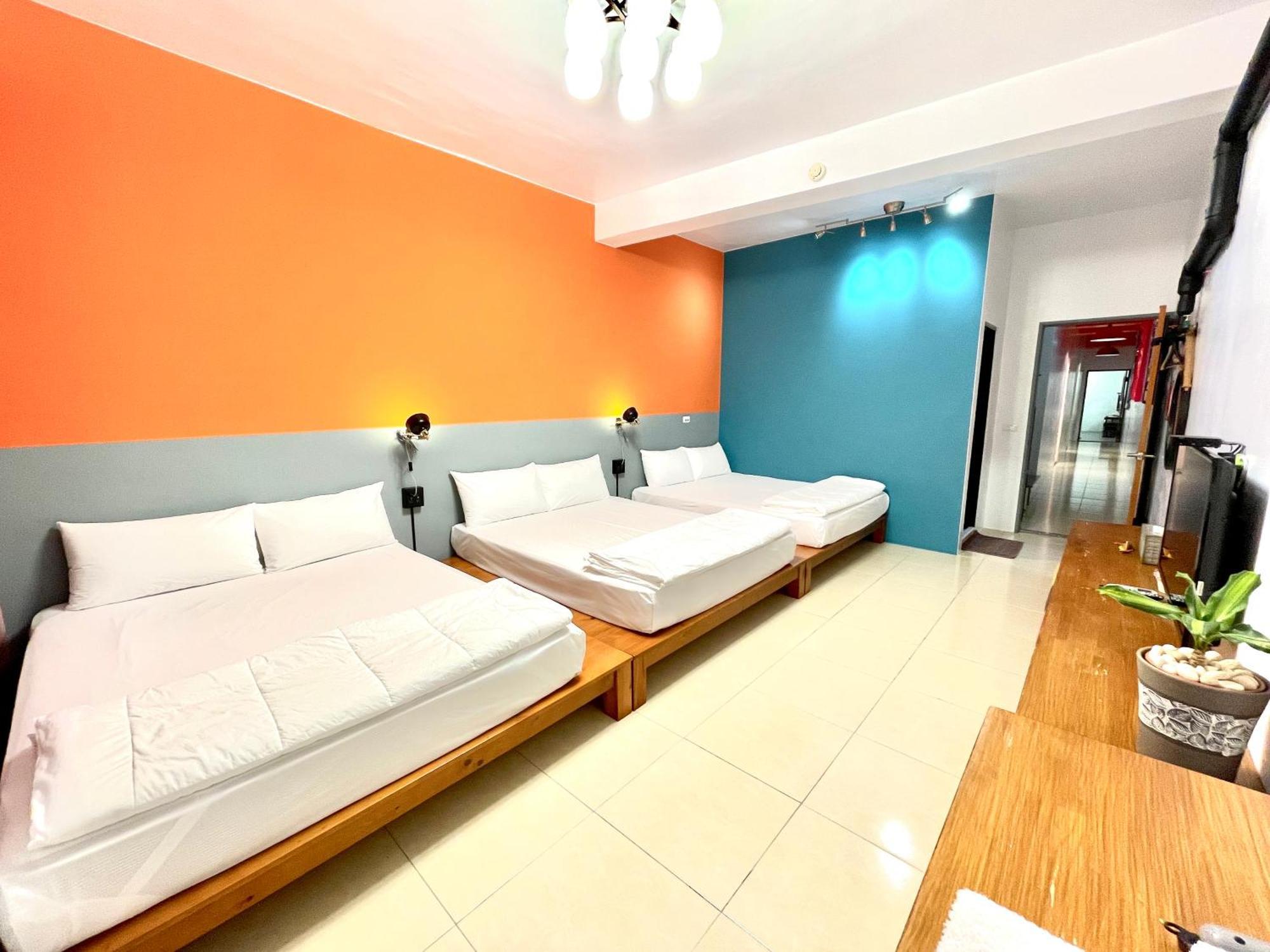 Snug-Nine Hotel Старе місто Хенчун Екстер'єр фото